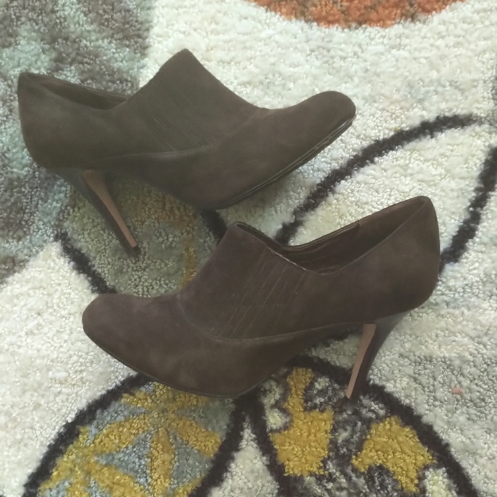Cole Haan Nike Air brown suede heels